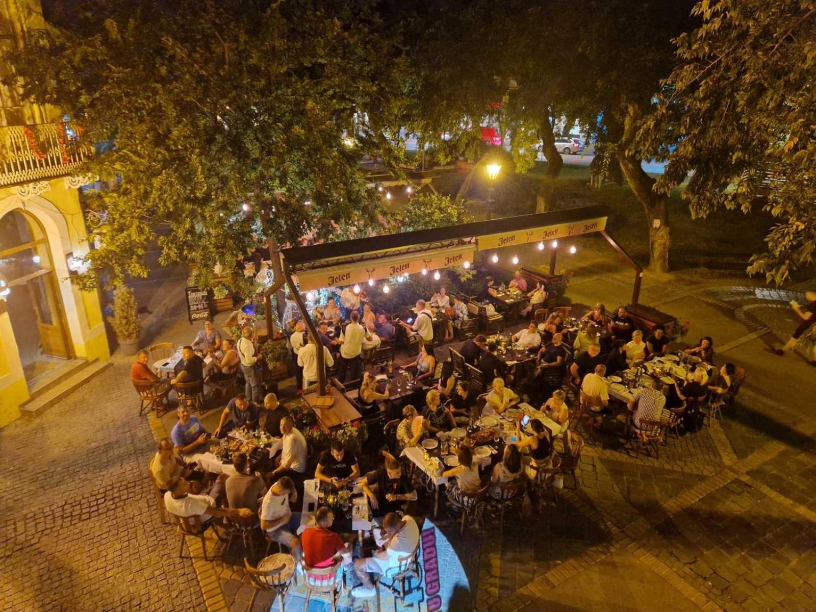 Aparthotel Restoran Orijent 5 Sombor Zewnętrze zdjęcie
